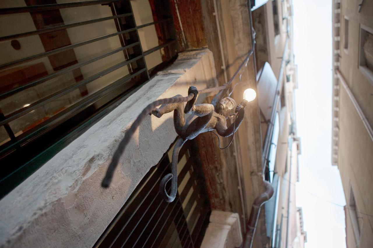 Ca' Della Scimmia - Rialto Bridge, Венеция Экстерьер фото